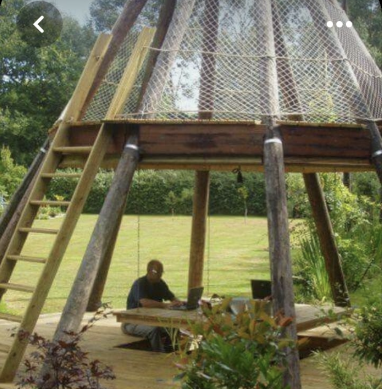 Image média: Jardin de lecture &amp; espace de détente associant nature et culture 