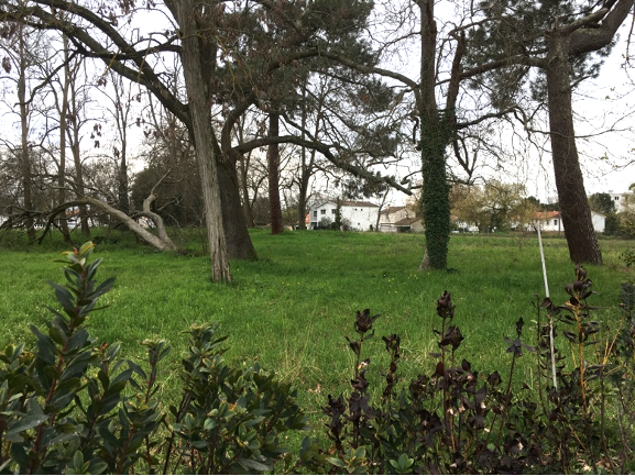 Image média: « Pause verte » du quartier Brivazac Candau : aire de jeux, détente et pause repas
