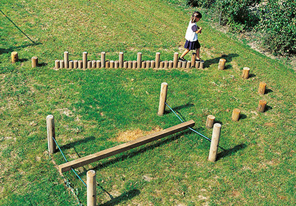 Image média: Aménagement autour de la maison de quartier de Noès - Aire de jeux